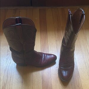 Lucchese Men’s 7.5 D Lizard in Black Cherry